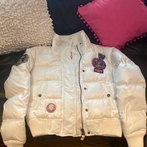 Pink Victoria secret : white coat size small. Only worn  once .